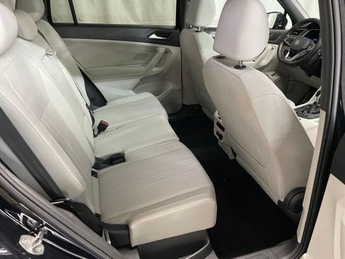 Certified 2024 Volkswagen Tiguan SE R-Line AWD/4WD image 6
