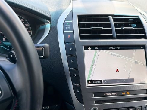 Used 2017 Lincoln MKZ Reserve w/ Technology Package image 29