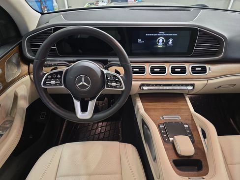 Certified 2022 Mercedes-Benz GLE 350 4MATIC w/ Premium Package image 18