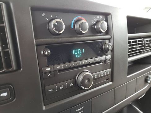 Used 2014 Chevrolet Express 3500 RWD 3500 135 image 22