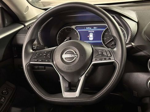 Used 2024 Nissan Sentra SV FWD image 18