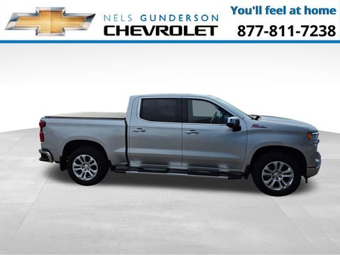 Used 2022 Chevrolet Silverado 1500 LTZ image 1