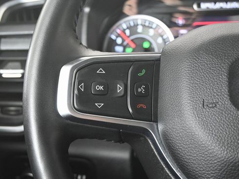 Used 2024 RAM 1500 Big Horn AWD/4WD image 36