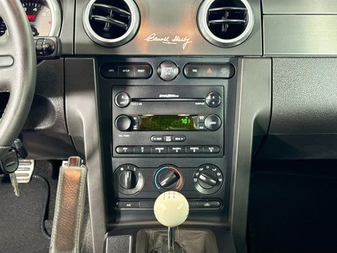 Used 2007 Ford Mustang Shelby GT500 RWD image 24