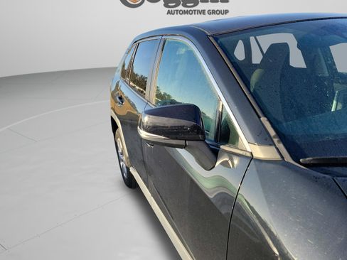 Used 2023 Toyota RAV4 LE image 17