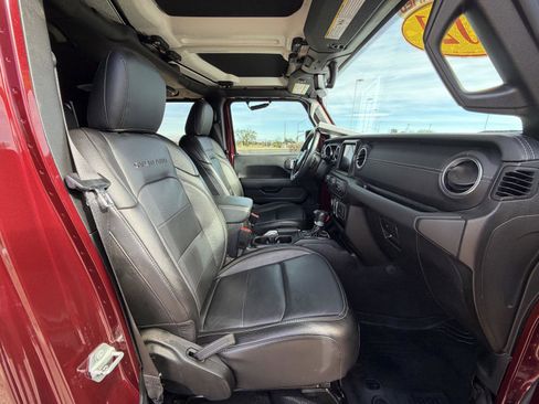 Used 2021 Jeep Gladiator Overland w/ Popular Equipment Package image 28