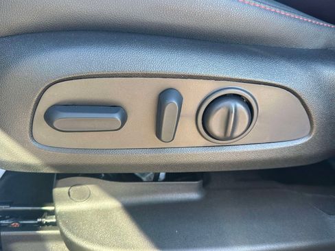 Certified 2025 Chevrolet Blazer RS w/ Driver Confidence II Package image 22