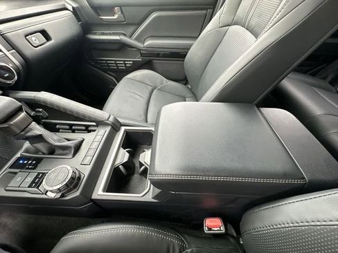 Certified 2025 Toyota 4Runner Limited image 25