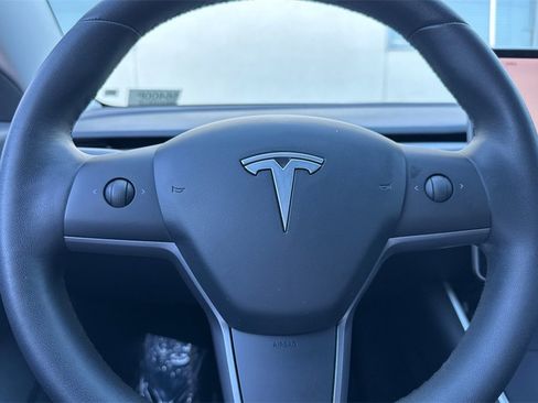 Used 2020 Tesla Model 3 Standard image 21