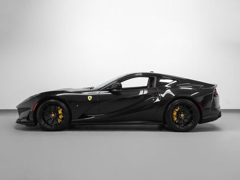 Certified 2018 Ferrari 812 Superfast RWD image 71