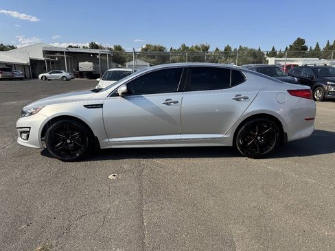 Used 2015 Kia Optima LX FWD image 2