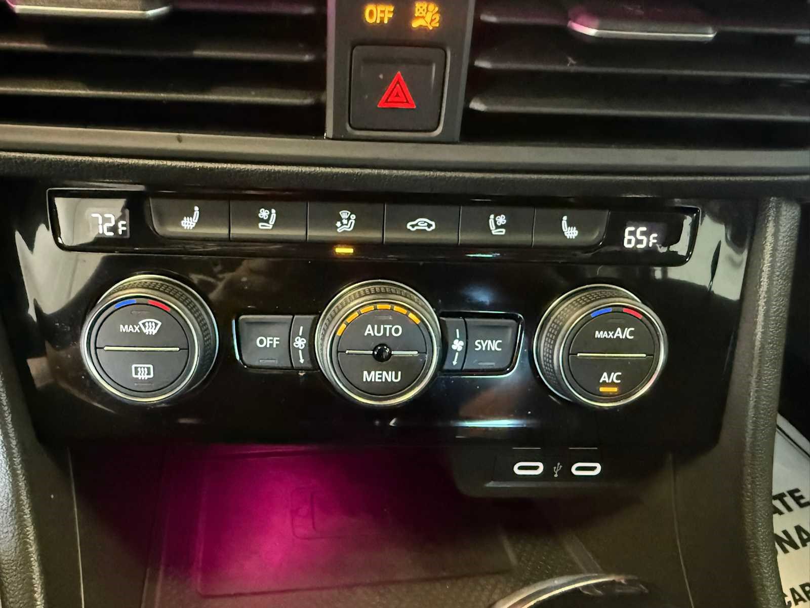 Used 2024 Volkswagen Jetta SEL FWD image 33