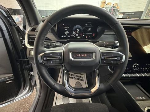 Used 2025 GMC Acadia Elevation w/ LPO, Floor Liner Package AWD/4WD image 14
