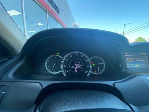 Used 2015 Honda Accord EX-L image 16