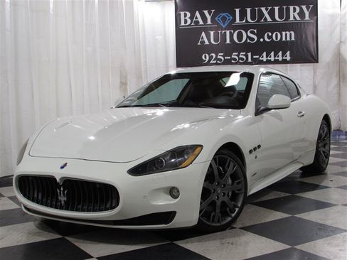 Used 2010 Maserati GranTurismo S RWD image 1