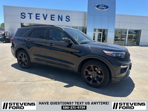 Used 2023 Ford Explorer ST w/ Equipment Group 401A image 2