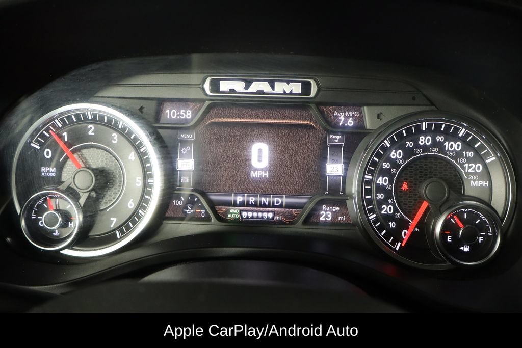 Used 2022 RAM 1500 Laramie AWD/4WD image 11