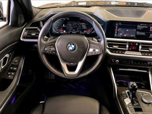 Certified 2022 BMW 330i Sedan w/ Premium Package image 5
