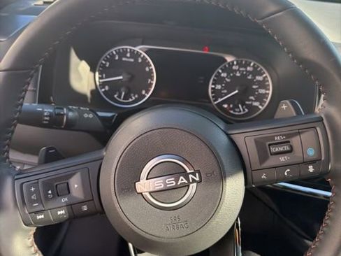 Used 2025 Nissan Pathfinder Rock Creek AWD/4WD image 8