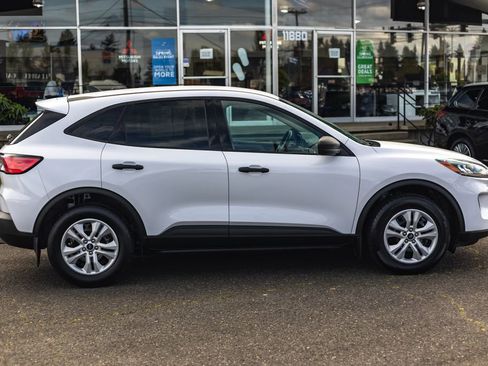 Used 2020 Ford Escape S AWD/4WD image 9