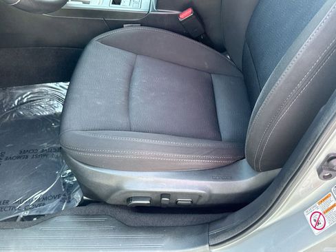 Used 2017 Subaru Legacy 2.5i Premium w/ Moonroof Package image 19