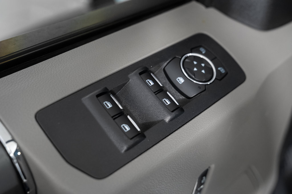 Used 2019 Ford F150 XLT w/ Equipment Group 302A Luxury RWD image 37