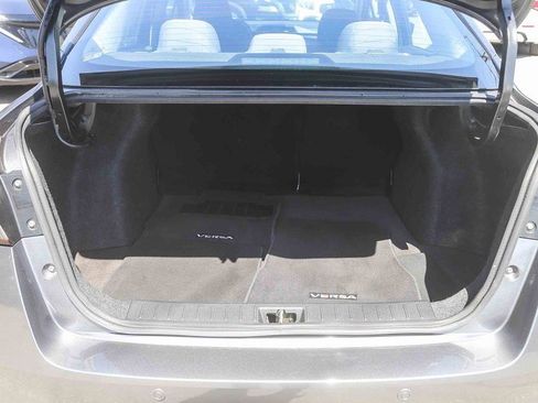 Used 2020 Nissan Versa SR FWD image 25