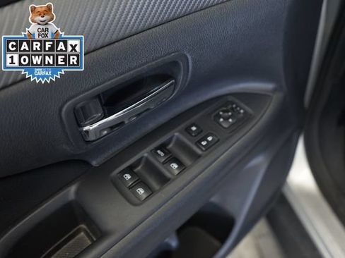 Used 2018 Mitsubishi Outlander ES FWD image 19