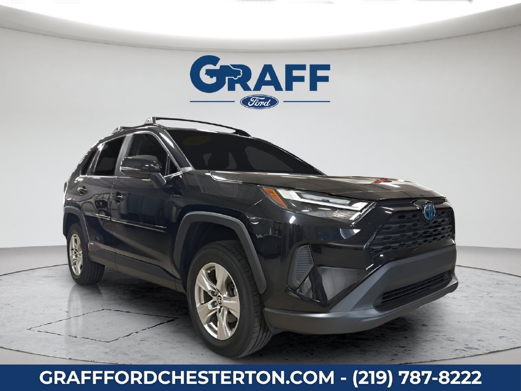 Used 2024 Toyota RAV4 XLE w/ Convenience Package AWD/4WD image 3