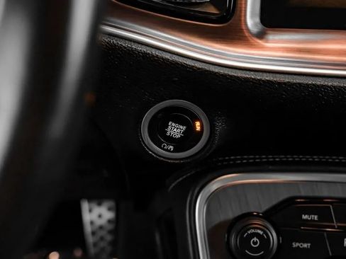 Used 2017 Dodge Challenger R/T RWD image 25