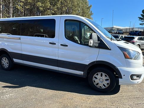 Used 2024 Ford Transit 350 XLT image 5