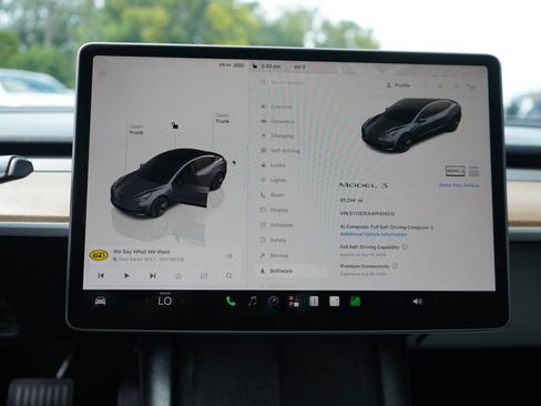 Used 2023 Tesla Model 3 Standard Range RWD image 10