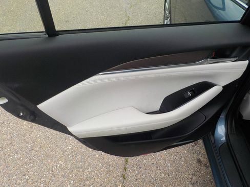 Used 2018 MAZDA MAZDA6 Signature image 9