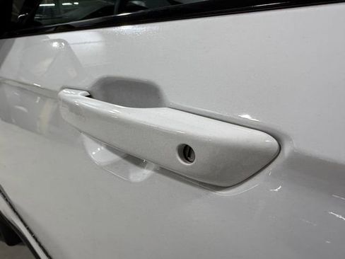 New 2025 Jeep Grand Cherokee Limited w/ Black Appearance Package image 13