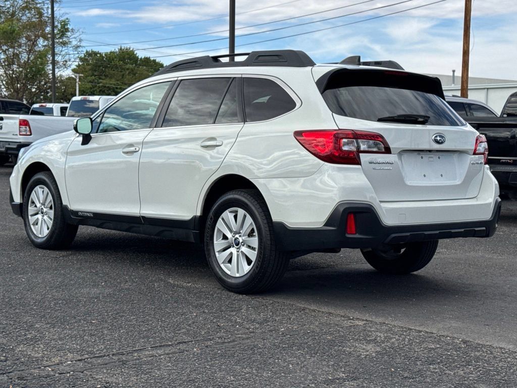 Used 2019 Subaru Outback 2.5i Premium AWD/4WD image 6
