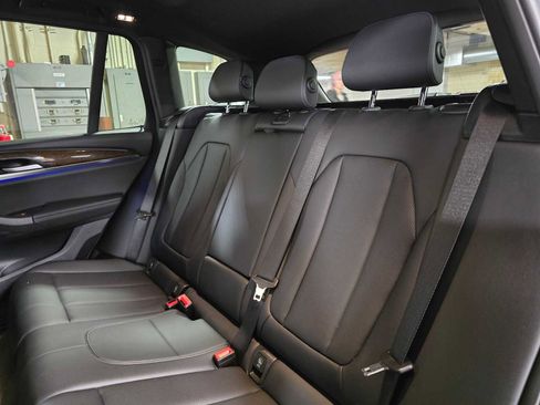 Used 2024 BMW X3 xDrive30i w/ Convenience Package image 17