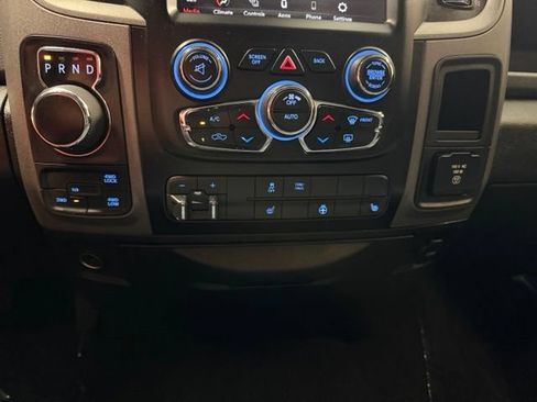 Used 2019 RAM 1500 Express w/ Wheel & Sound Group AWD/4WD image 24