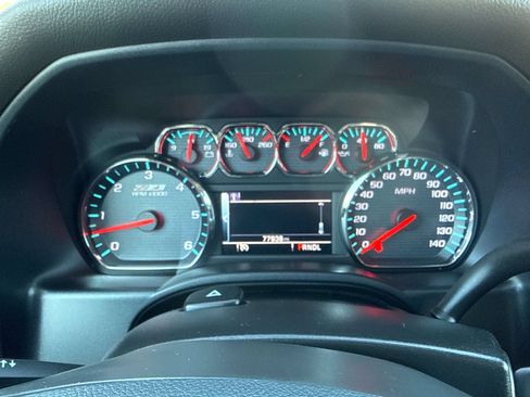 Used 2018 Chevrolet Silverado 1500 LT AWD/4WD image 23
