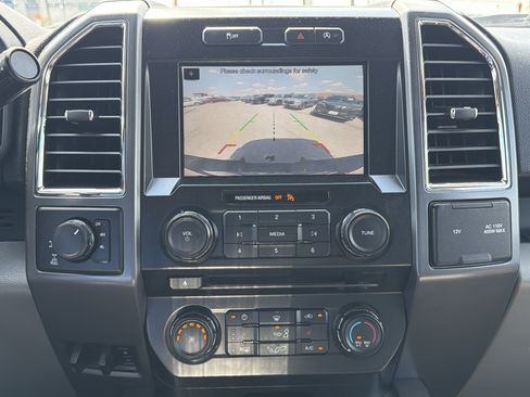 Used 2016 Ford F150 XLT w/ Equipment Group 302A Luxury AWD/4WD image 7