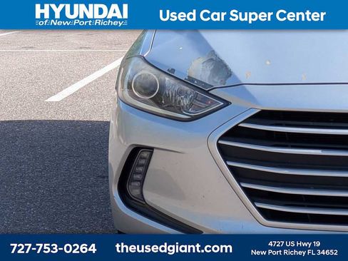 Used 2018 Hyundai Elantra Value Edition FWD image 9