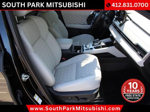 Used 2025 Mitsubishi Outlander SEL AWD/4WD image 14