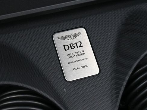 Used 2025 Aston Martin DB12 Coupe RWD image 30