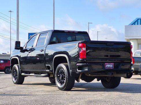 Used 2021 Chevrolet Silverado 2500 LTZ w/ LTZ Plus Package AWD/4WD image 8