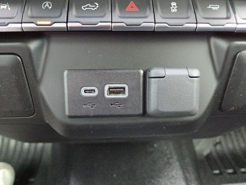 New 2026 GMC Sierra 1500 Pro w/ Pro Value Package image 9