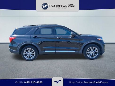 Used 2020 Ford Explorer XLT w/ Equipment Group 202A AWD/4WD image 4