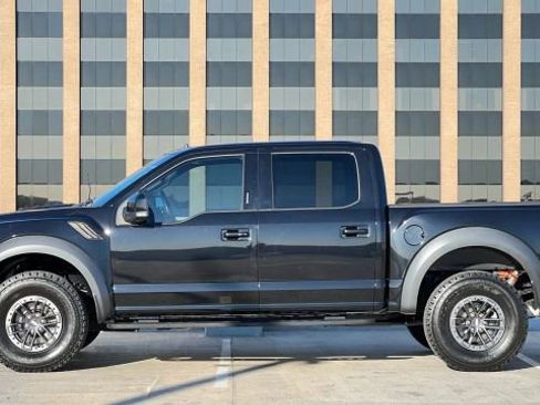 Used 2019 Ford F150 Raptor w/ Equipment Group 802A Luxury image 10