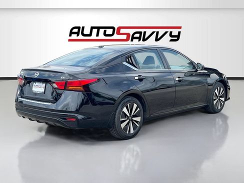 Used 2022 Nissan Altima 2.5 SV FWD image 7