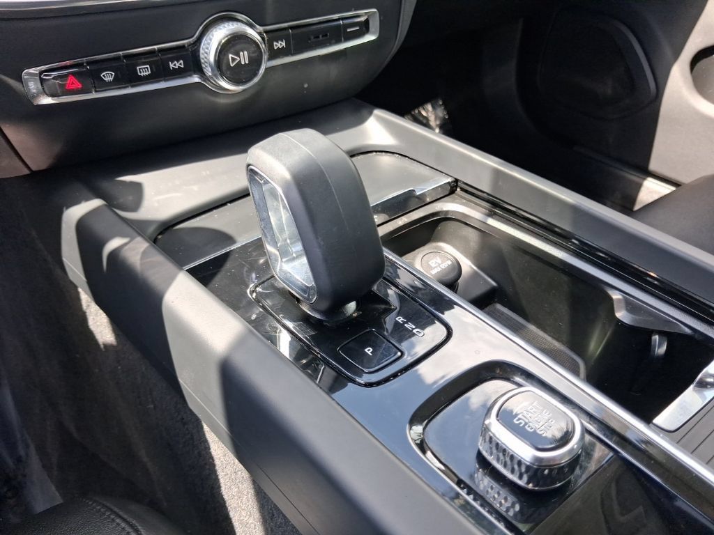 Certified 2024 Volvo S60 B5 Core w/ Climate Package FWD image 22