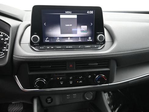 Certified 2025 Nissan Rogue S image 13