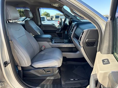 Used 2015 Ford F150 XLT w/ Equipment Group 302A Luxury image 24